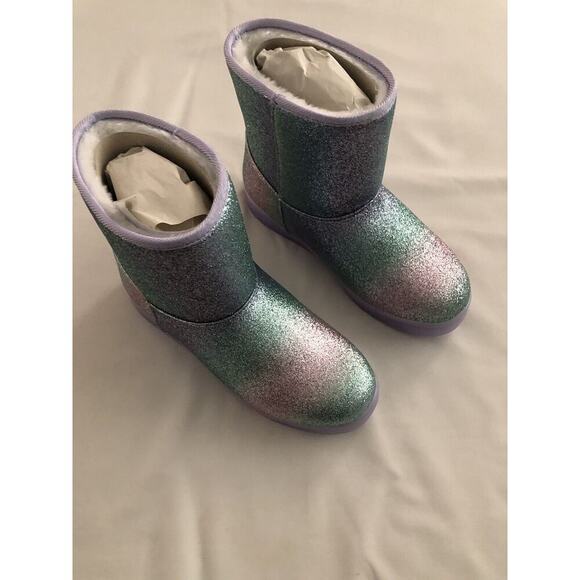 FabKids Light Up Fuzzy Boot size 3 - Picture 6 of 7